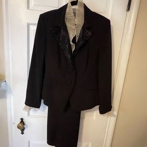 Tuxedo Pant Suit